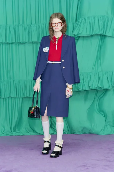 Look 43